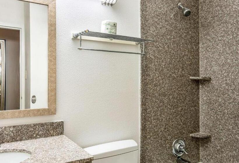 장애인을 위한 스탠다드 룸, Motel 6petersburg, Va  Fort Lee