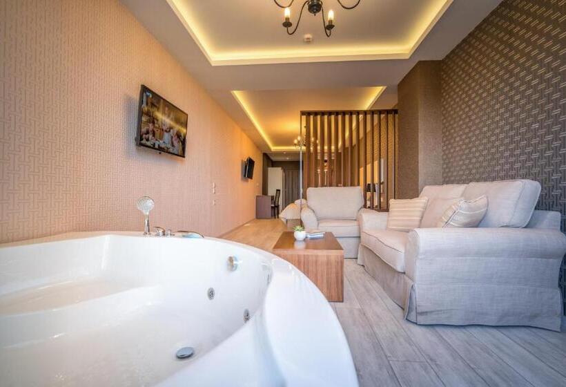 Люкс Superior, Elegance Luxury Executive Suites  Adults Only
