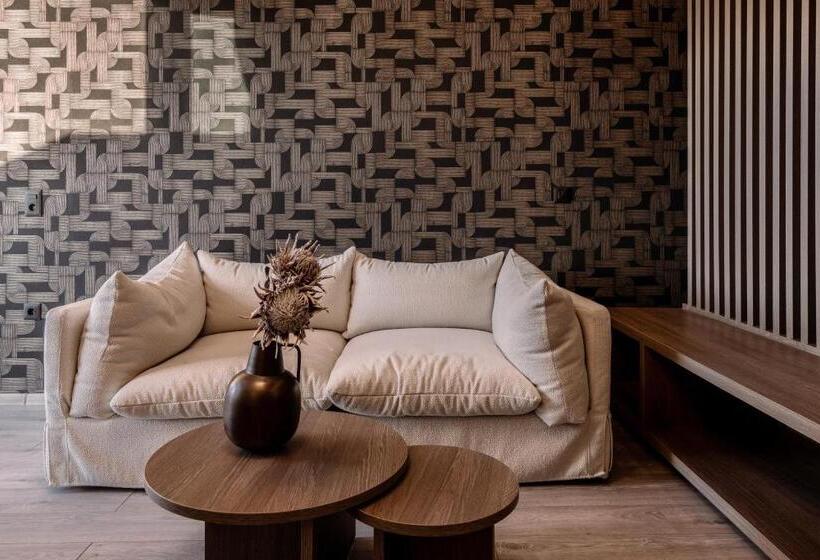 Люкс Повышенной Комфортности, Elegance Luxury Executive Suites  Adults Only