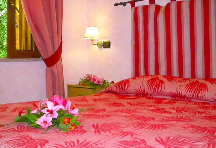 Номер Стандарт Вид на Сад, Tonicello Hotel Resort & Spa