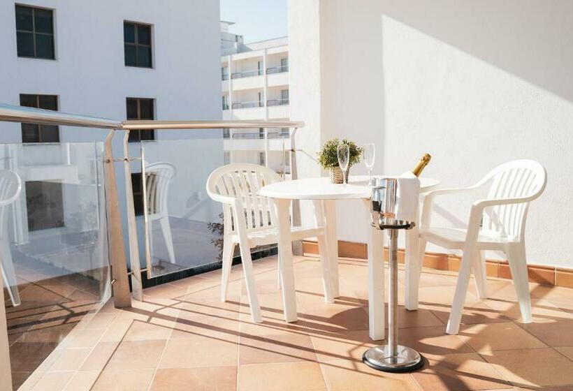 آپارتمان خانوادگی, Beatrix 2000 - Caliu Apartments