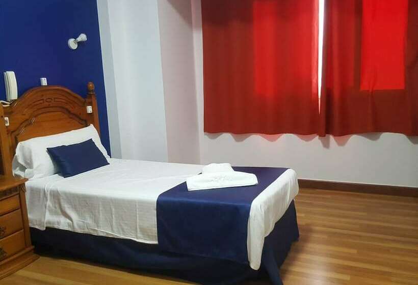 バスルーム共有のシングルスタンダード, Hostal San Gines