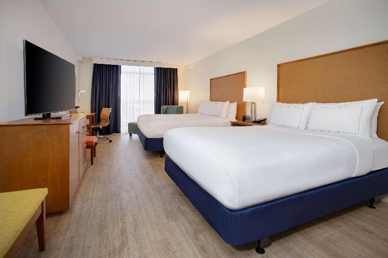 Номер Стандарт Адаптированный для Инвалидов, Dello Ft Lauderdale Airport, Tapestry Collection By Hilton