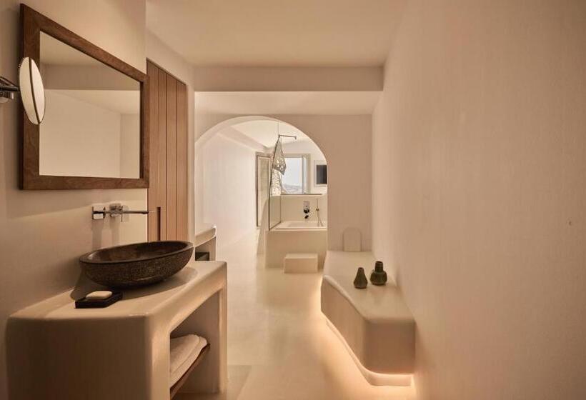 Полулюкс с Бассейном, Olvos Luxury Suites Mykonos