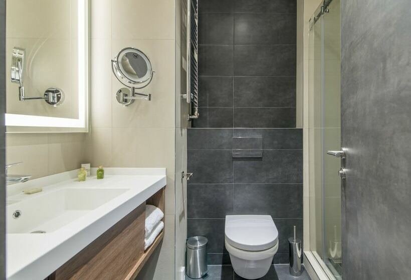 اتاق سوپریور, Sheraton Novi Sad