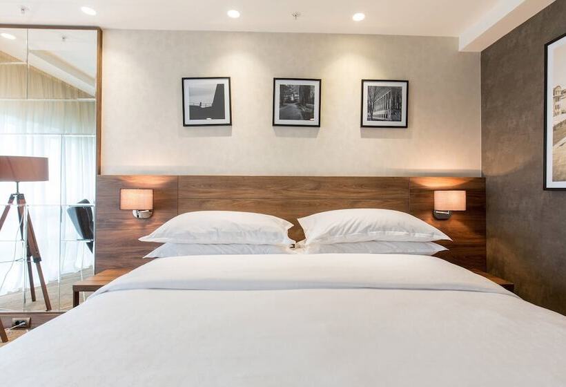 اتاق سوپریور, Sheraton Novi Sad