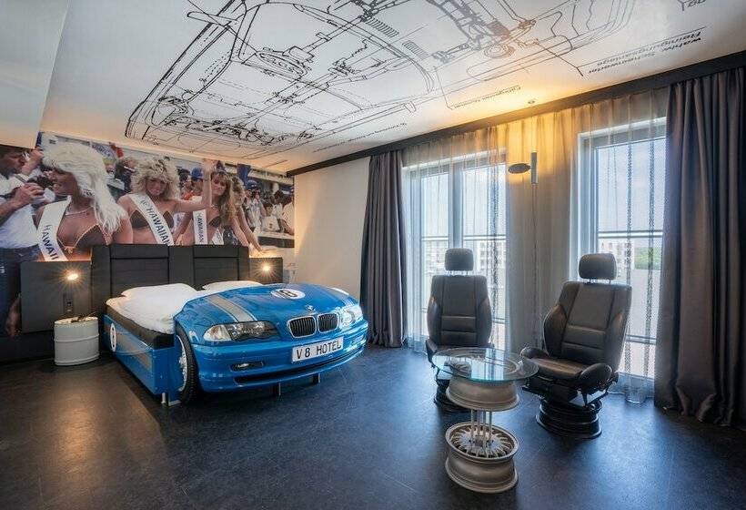 Номер Стандарт Тематический, V8 Hotel Köln At Motorworld