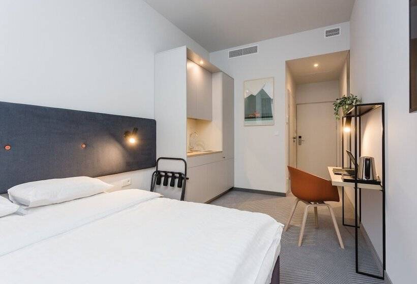 Студия Стандарт, Platinum Hotel&residence Wilanów