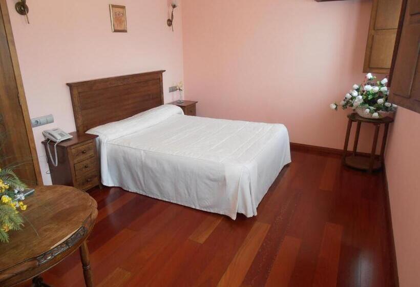 Номер Стандарт с Гидромассажем, Hostal Virgen De La Encina