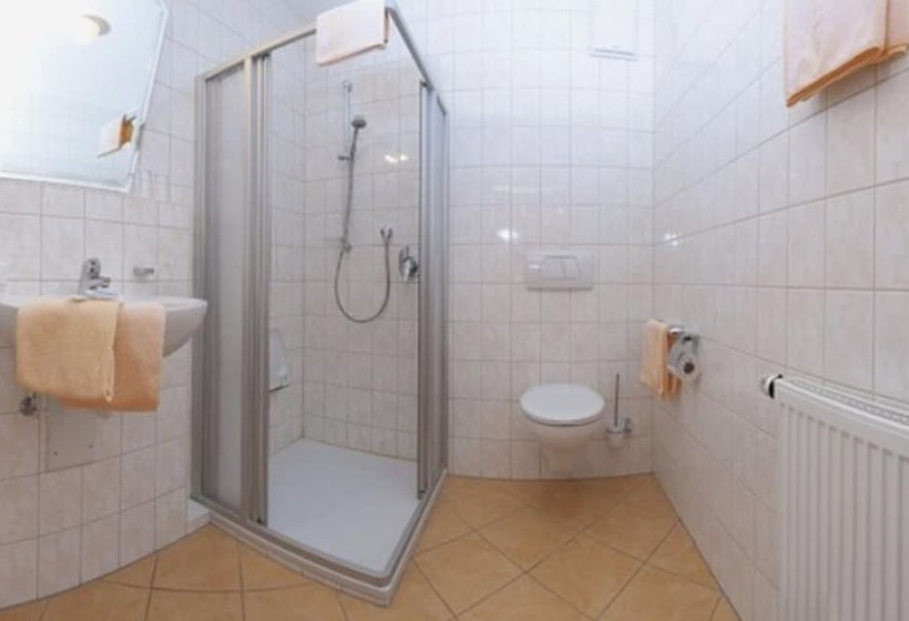 Номер Стандарт, Annas Gastehaus