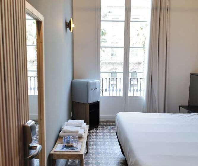 اتاق سوپریور, Hostal Porxos Garden