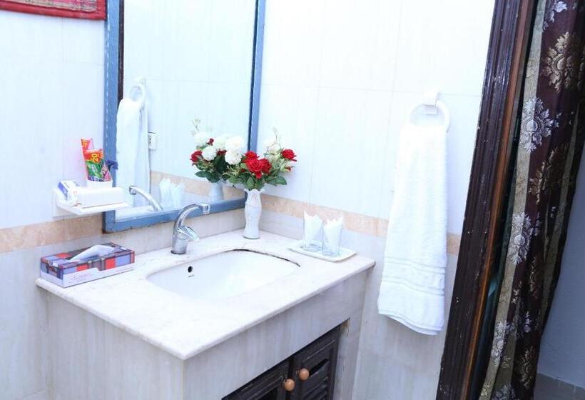 اتاق استاندارد سه نفره, Fiesta Inn Hotel & Resorts Multan