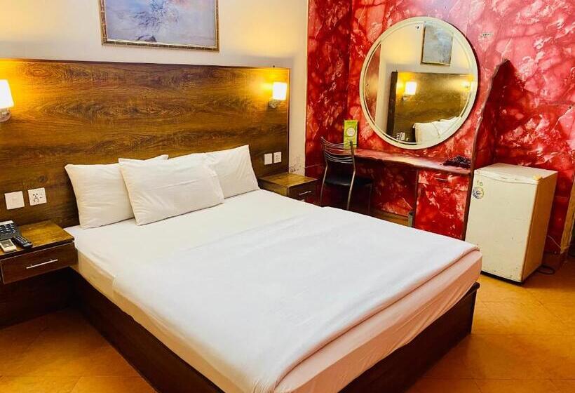 اتاق لوکس یک تخته, Fiesta Inn Hotel & Resorts Multan