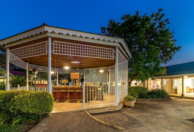 Семейный Номер, Little Pilgrims Boutique