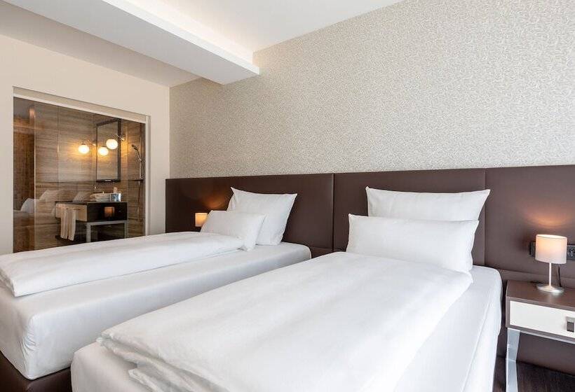 Номер Стандарт, Trip Inn Conference Hotel & Suites