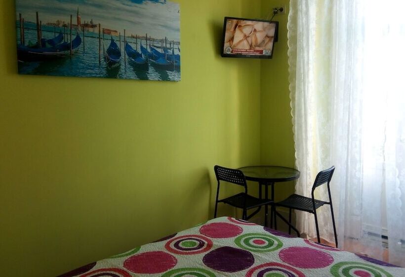 اتاق استاندارد, Cenario Catita Hostel