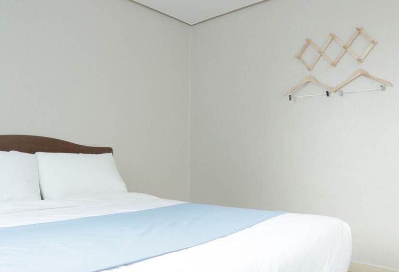 Номер Стандарт, Jeju Orastay