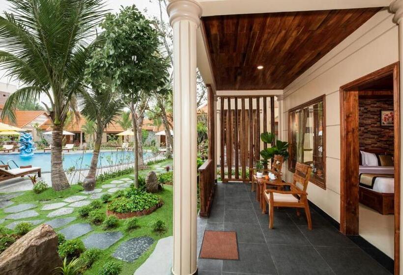 اتاق لوکس خانوادگی, Golden Topaz Phu Quoc Resort
