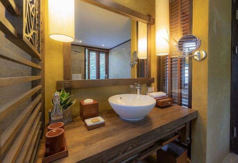 اتاق لوکس, Melia Bavi Mountain Retreat