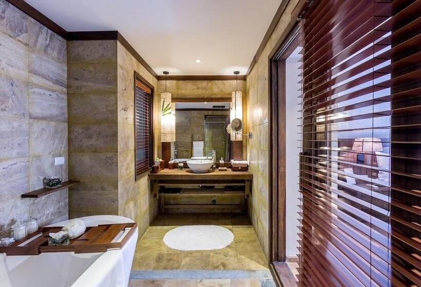 سوییت جونیور, Melia Bavi Mountain Retreat