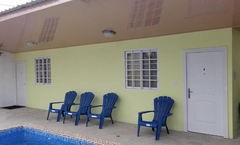 Трехместный Номер Deluxe, B&d Lodgings