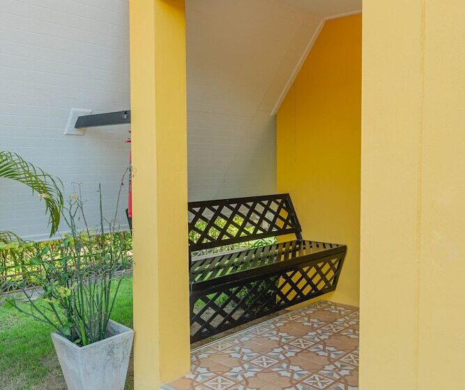 스탠다드 룸, Apinya Resort Bangsarey