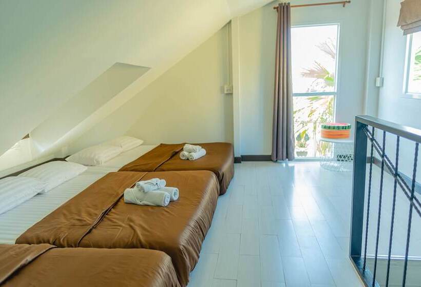 패밀리 룸, Apinya Resort Bangsarey