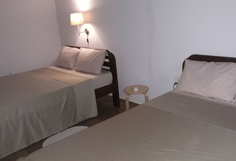 اتاق لوکس چهار تخته, Waterland Suites