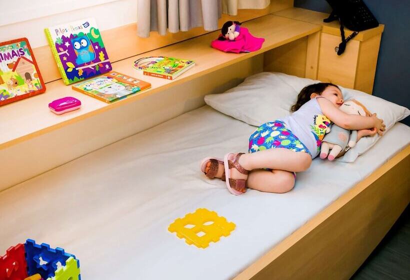 Номер Стандарт, Ibis Marilia