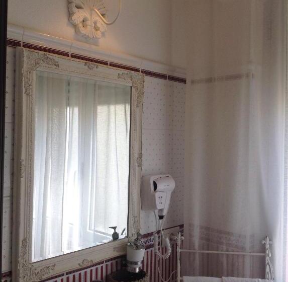 バルコニー付きスーペリアルーム, City Garden Guest House