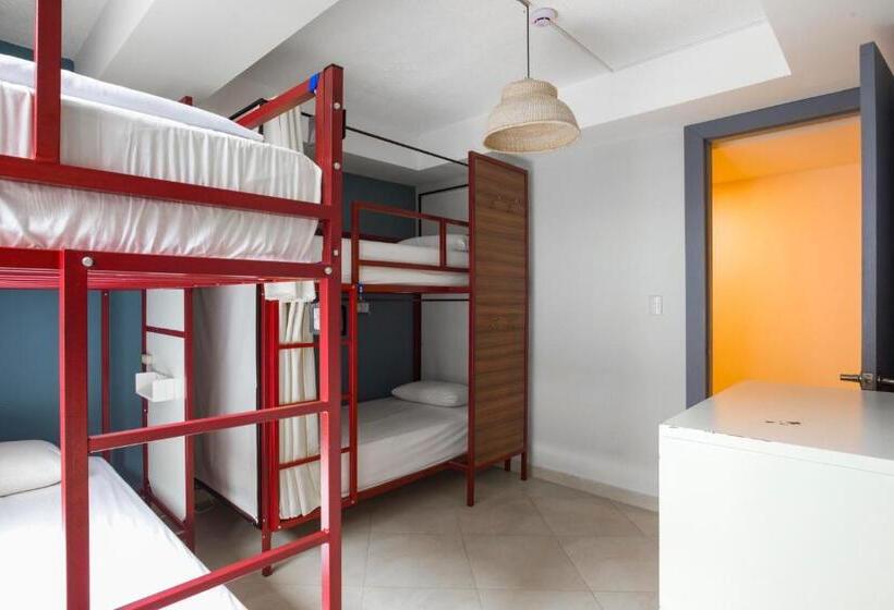 Кровать в Общей Комнате, Socialtel Baños   Formerly Selina Baños