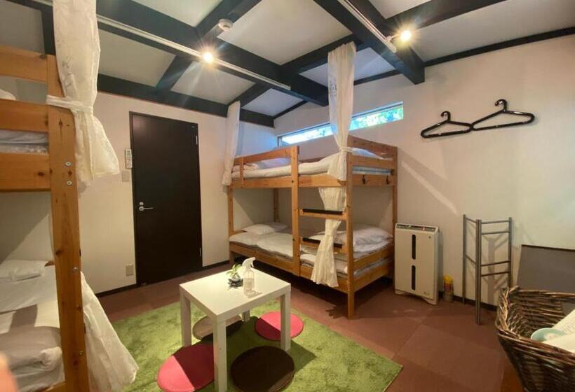スタンダード４人部屋, Bamboo Village Guest House