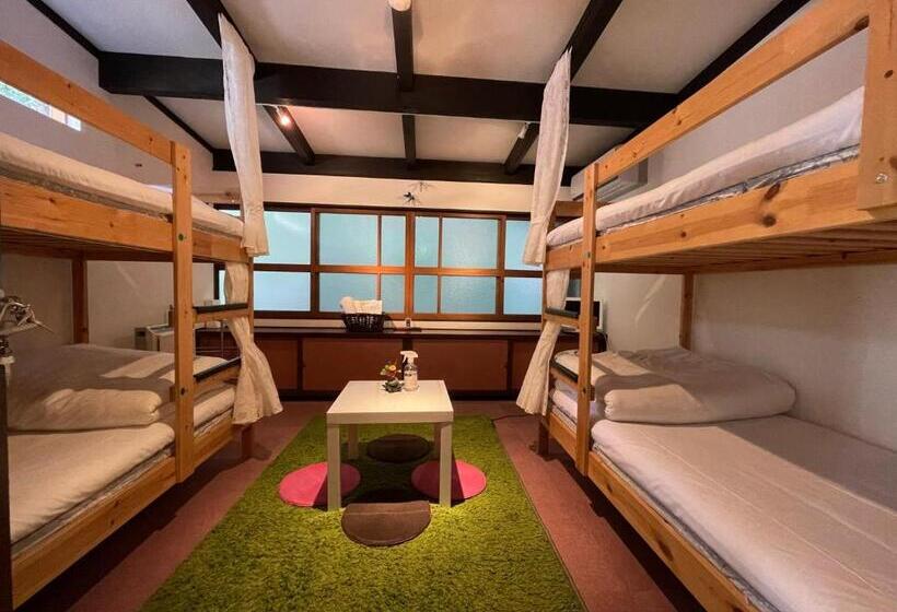 スタンダード４人部屋, Bamboo Village Guest House