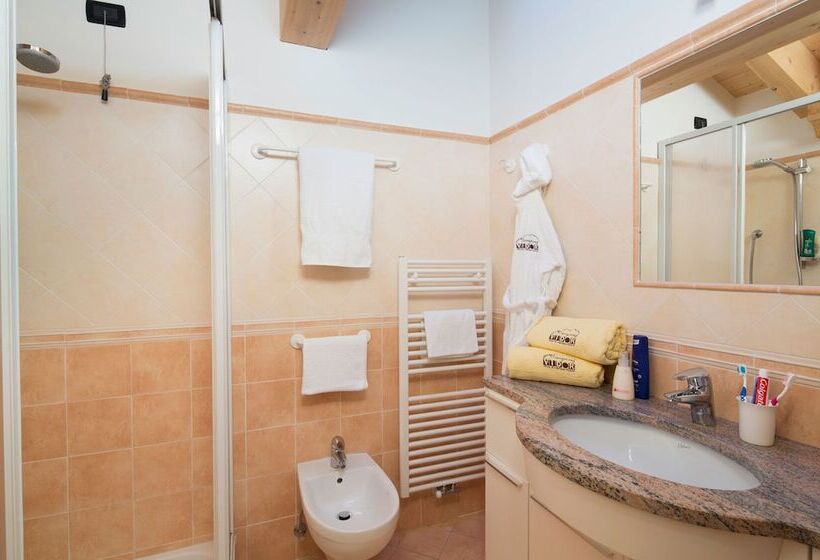 Номер Стандарт Трехместный, Vidor Resort