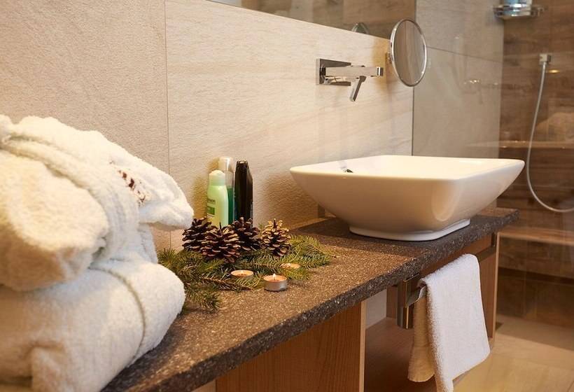 Люкс с гидромассажем, Vidor Resort