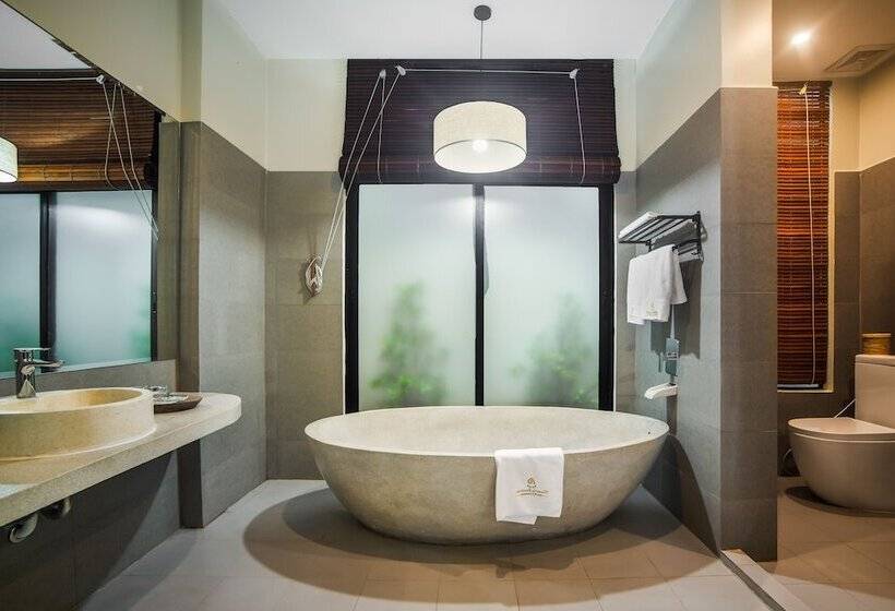 Cabin, Bayon Modern Residence