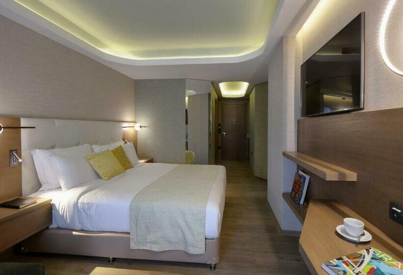 수피리어 룸 도시 전망, Wyndham Athens Residence