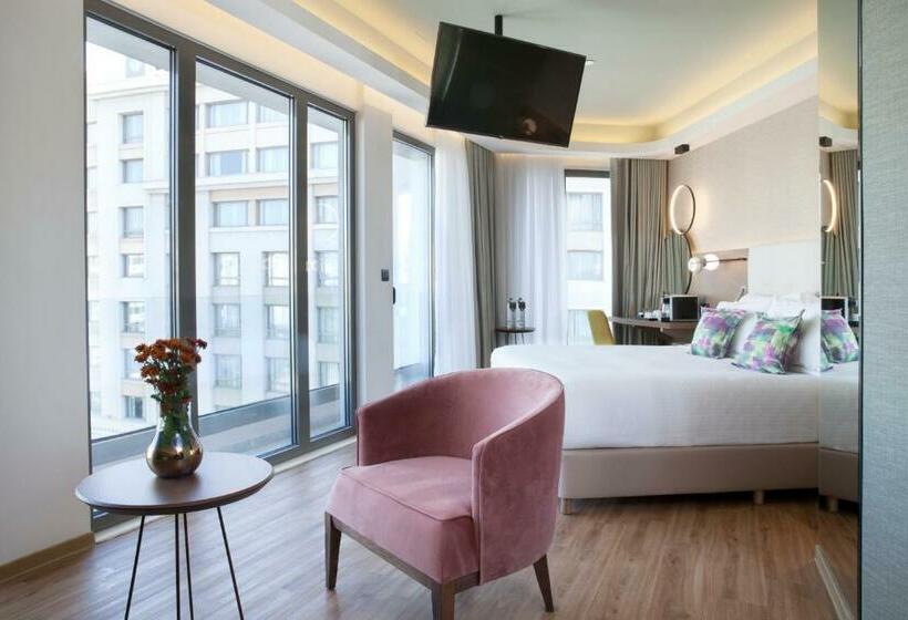 주니어 스위트 도시 전망, Wyndham Athens Residence