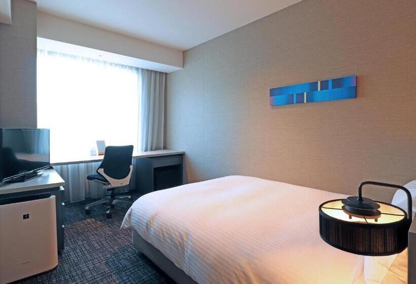 חדר אקונומי, The Square Hotel Yokohama Minatomirai