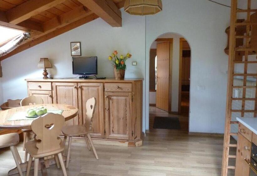 带2个卧室的公寓, Residence Casa Canazei