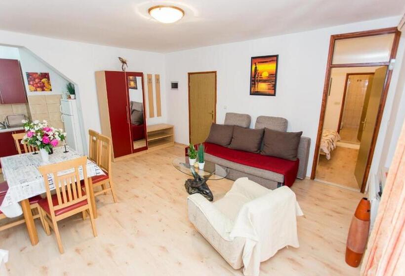 Апартаменты 1 Спальня Нижний Этаж, Apartments Villa Sol