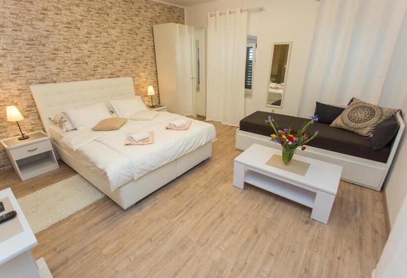 Студия Deluxe, Apartments Villa Sol