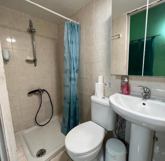 标准单人间, Zouglas App Guesthouse