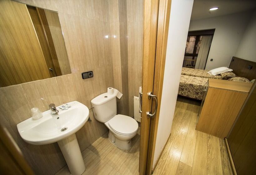 اتاق استاندارد, Hostal Caballeros