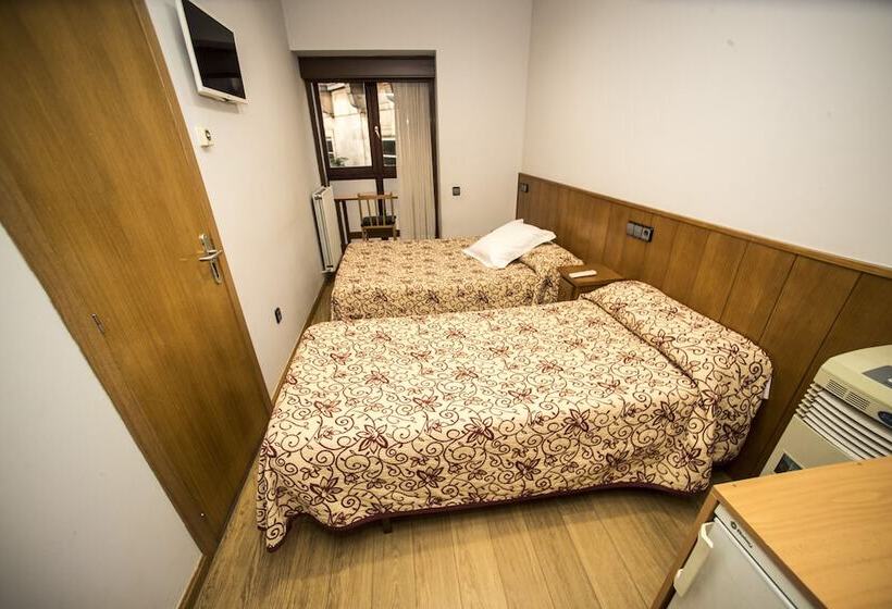 اتاق استاندارد, Hostal Caballeros