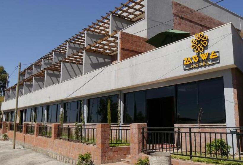 اتاق استاندارد یک تخته با بالکن, Zagwe