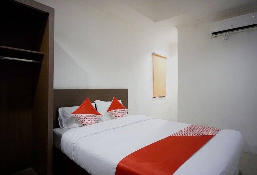 Quarto Estandar, Her Mandiri Guest House