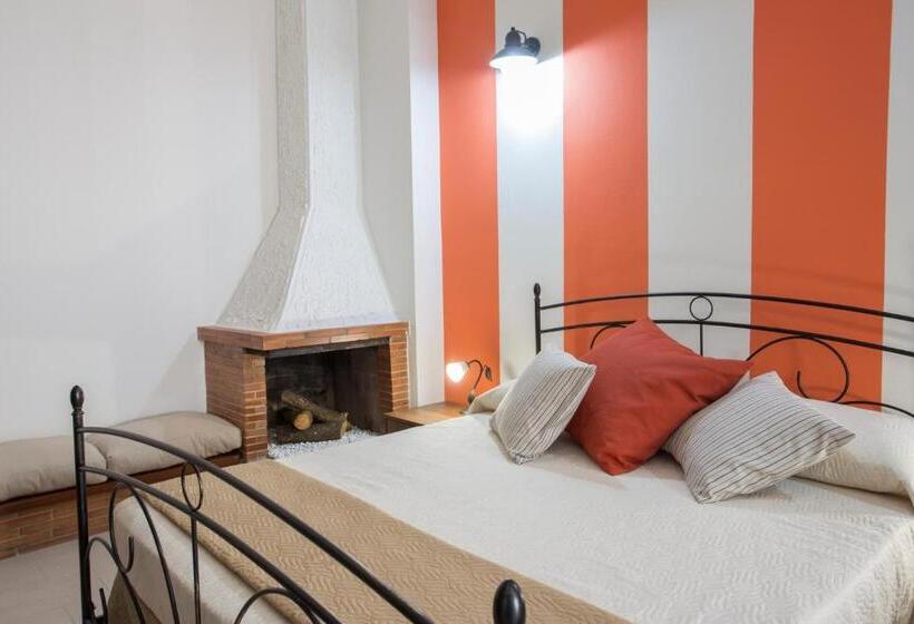 Трехместный Номер Стандарт с Балконом, B&b Cinisi Mare E Monti