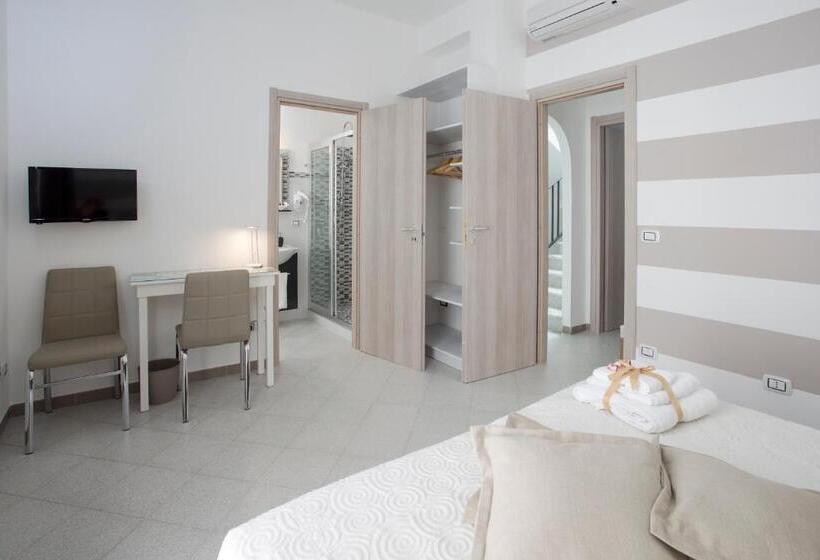 Номер Стандарт с Балконом, B&b Cinisi Mare E Monti