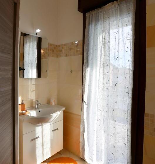 Номер Стандарт, The Dreamers B&b